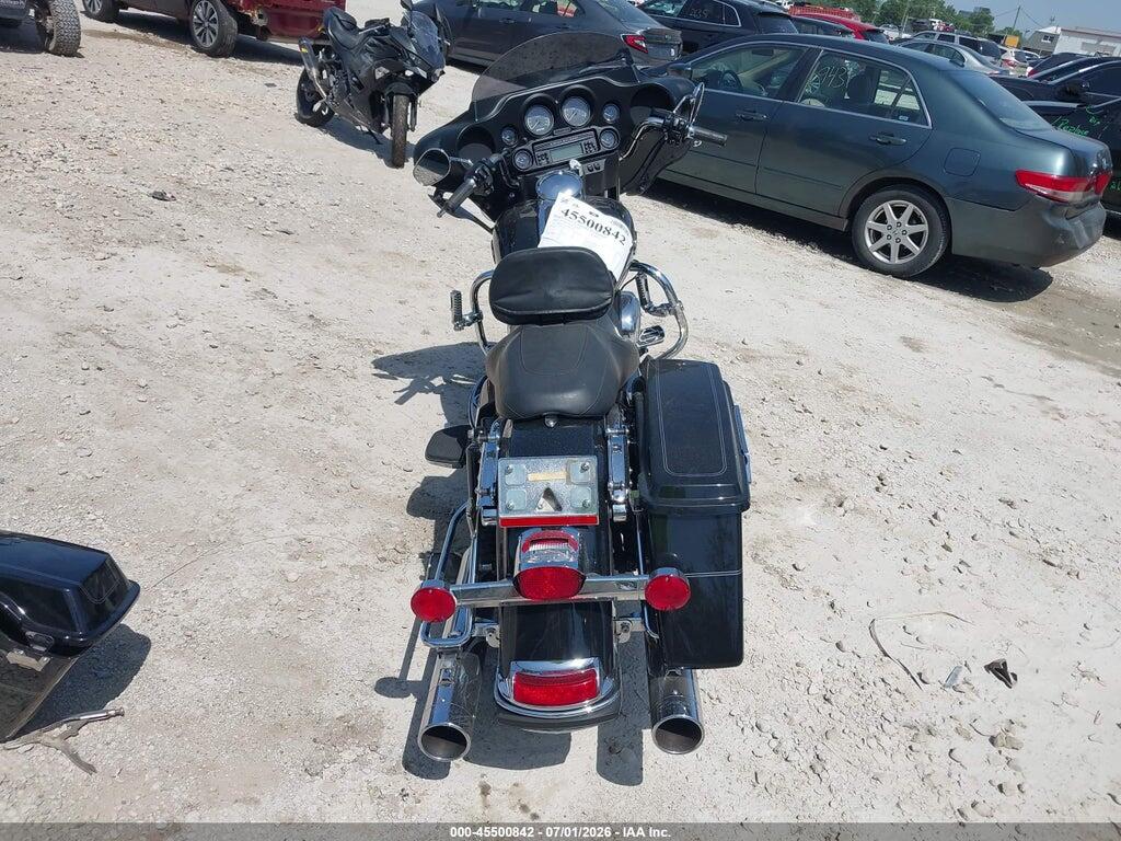 1HD1FC418AB667264 2010 HARLEY-DAVIDSON FLHTCU photo no. 6