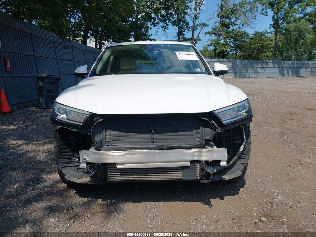 WA1ANAFYXK2135819 2019 AUDI Q5 photo no. 12