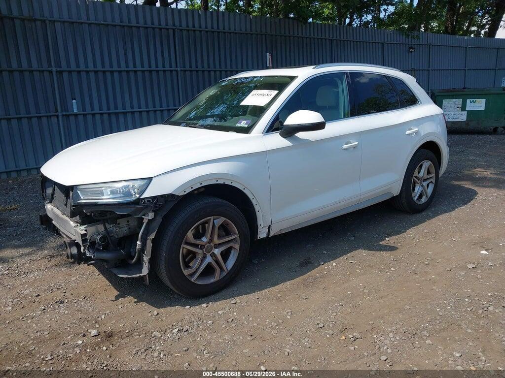WA1ANAFYXK2135819 2019 AUDI Q5 photo no. 2