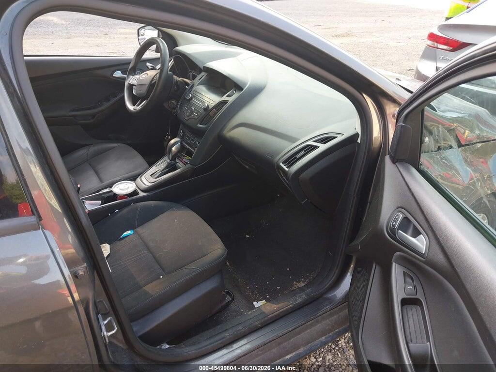 1FADP3F26JL315639 2018 FORD FOCUS photo no. 5