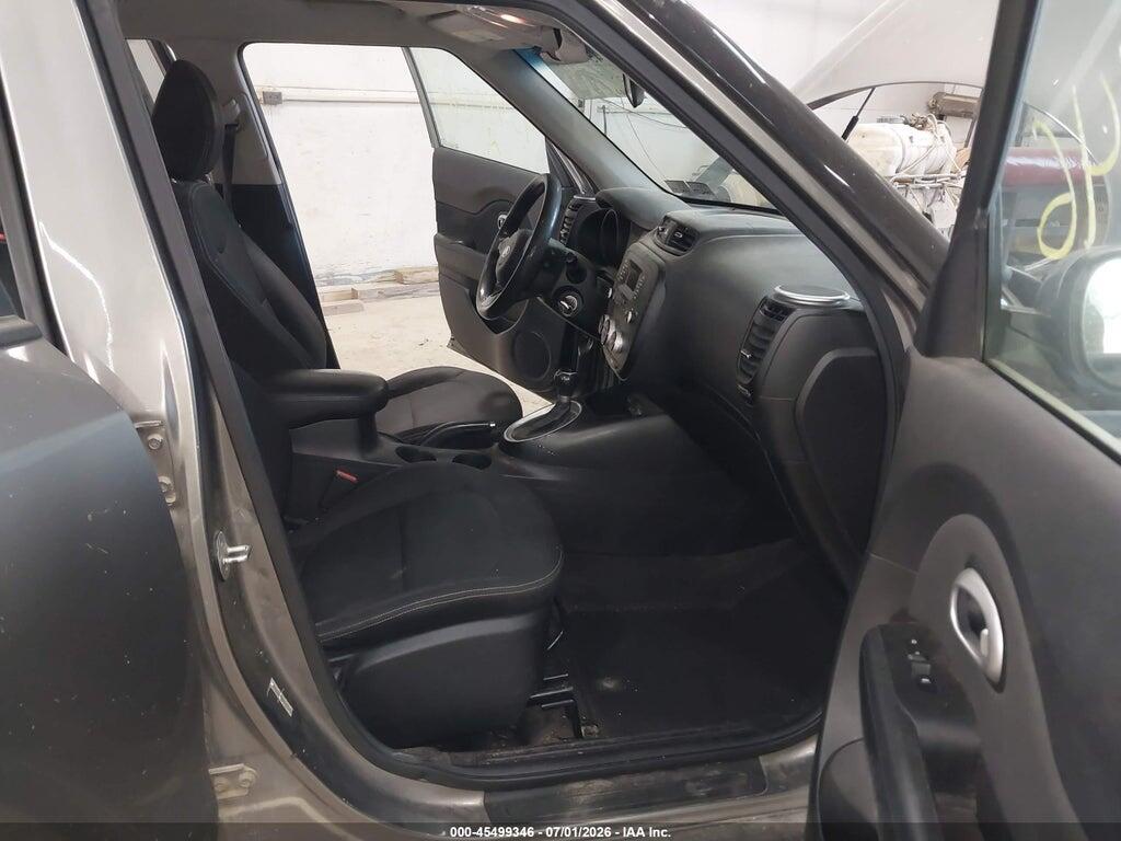 KNDJN2A26E7065578 2014 KIA SOUL photo no. 5
