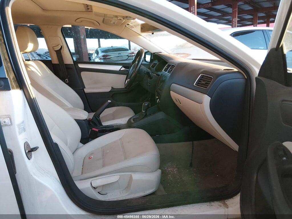3VWLL7AJ9CM369877 2012 VOLKSWAGEN JETTA photo no. 5