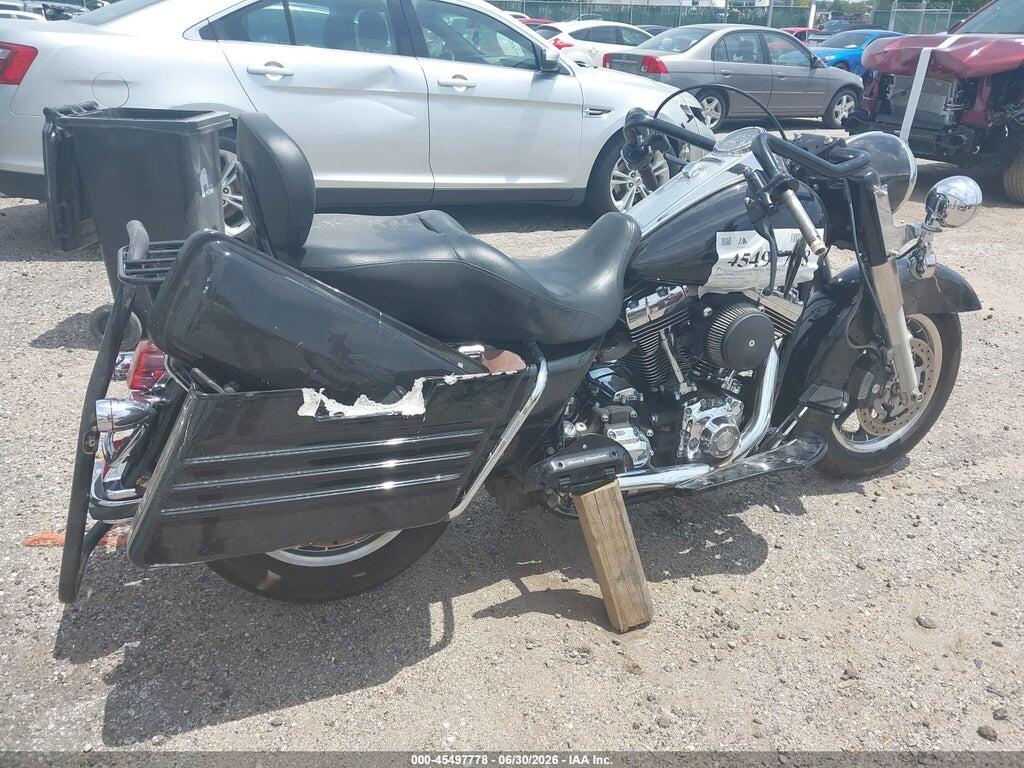 1HD1FHM188Y649268 2008 HARLEY-DAVIDSON FLHP photo no. 4