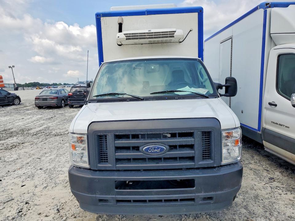 2024 FORD E350 REFRIGERATED BOX TRUCK — Фото 5 из 12