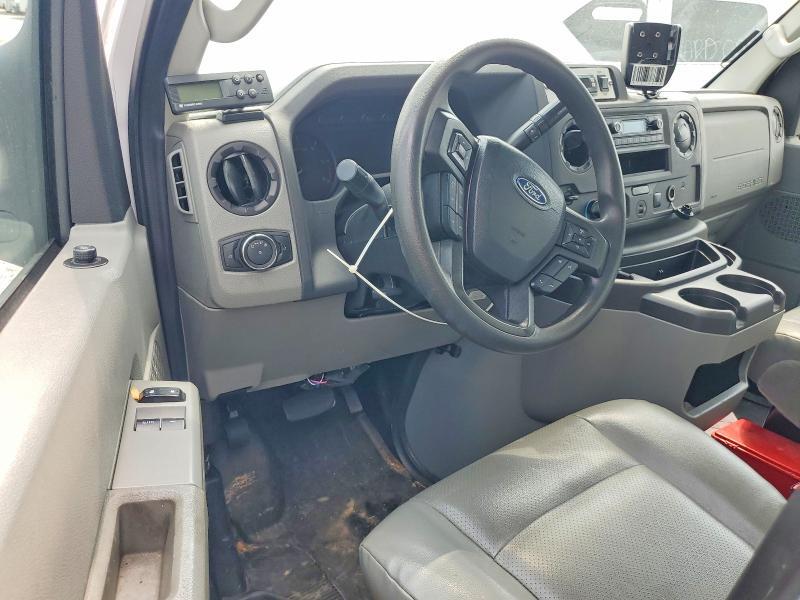 2024 FORD E350 REFRIGERATED BOX TRUCK — Фото 8 из 12