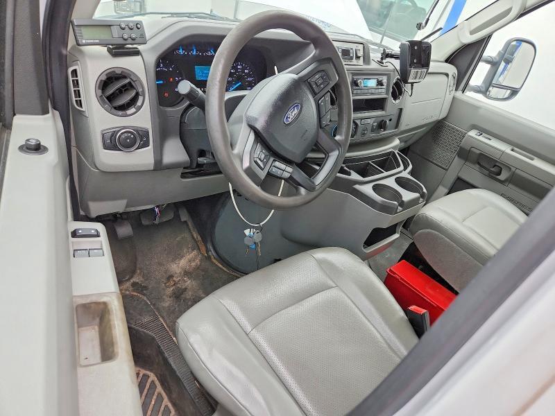 2024 FORD E350 REFRIGERATED BOX TRUCK — Фото 8 из 13