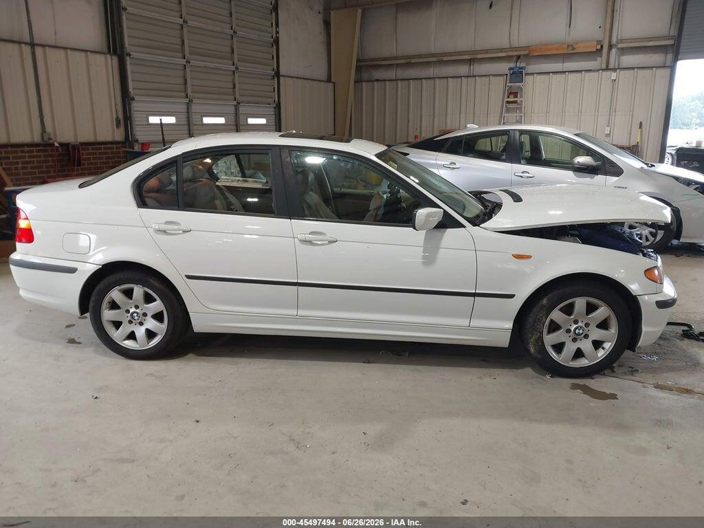 WBAEU33492PF68316 2002 BMW 3 SERIES photo no. 12