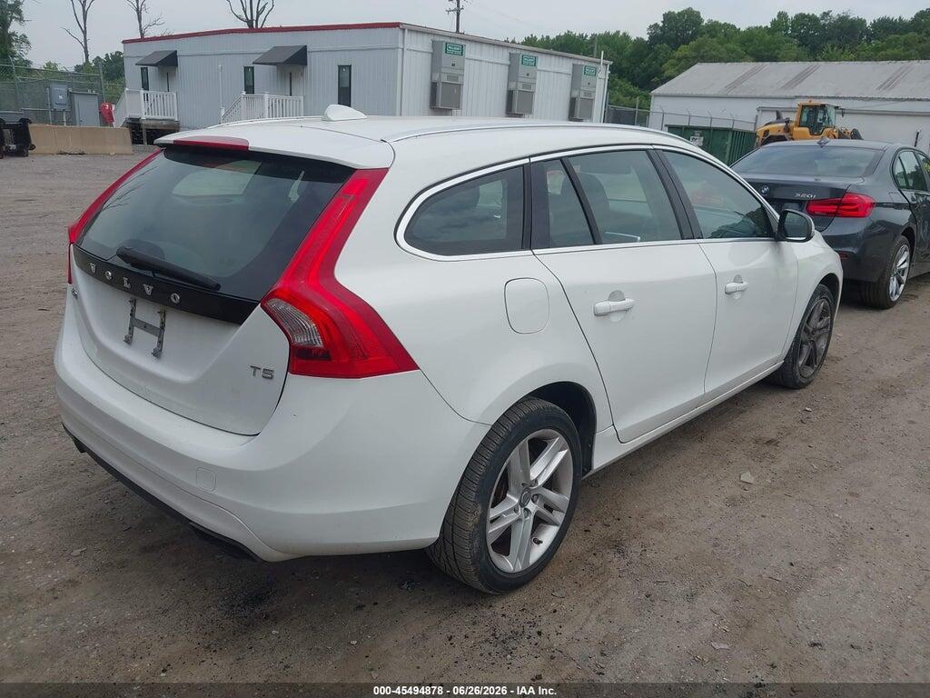 YV140MEB5F1200212 2015 VOLVO V60 photo no. 4