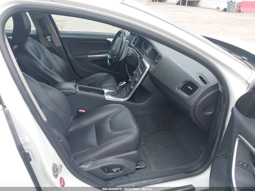 YV140MEB5F1200212 2015 VOLVO V60 photo no. 5