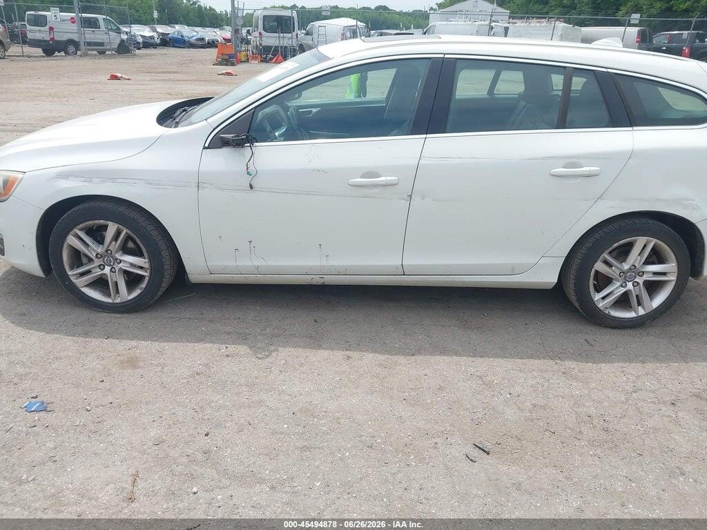 YV140MEB5F1200212 2015 VOLVO V60 photo no. 6