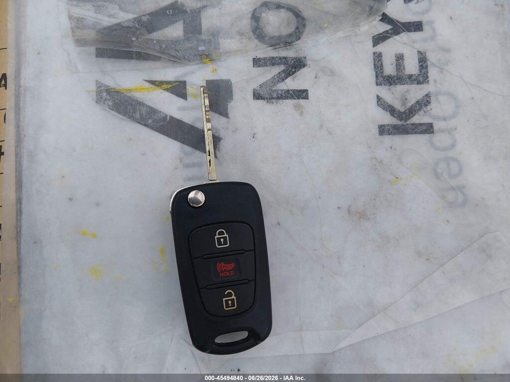 KNDJT2A51C7462855 2012 KIA SOUL photo no. 11