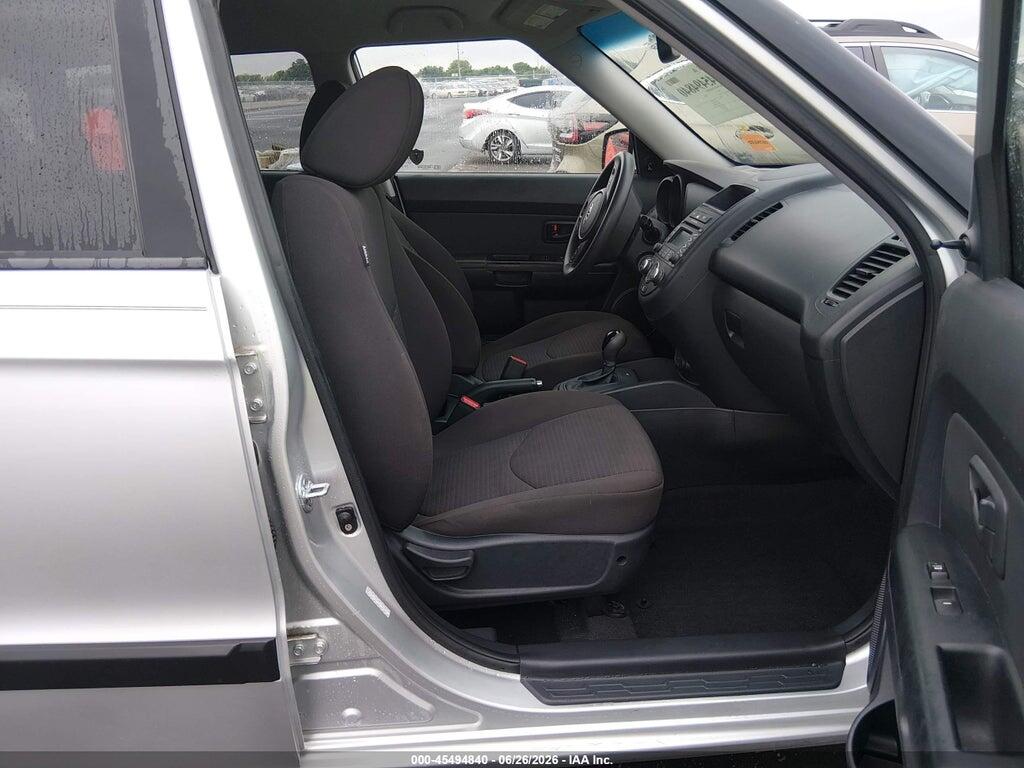 KNDJT2A51C7462855 2012 KIA SOUL photo no. 5