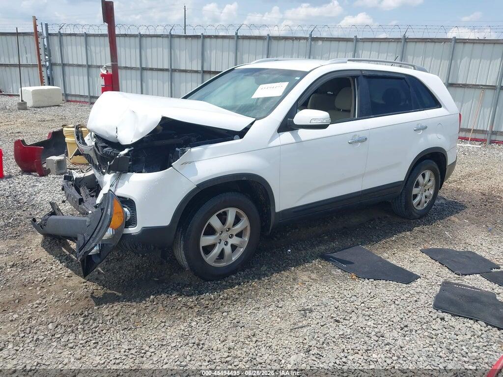 5XYKT3A15BG146819 2011 KIA SORENTO photo no. 2