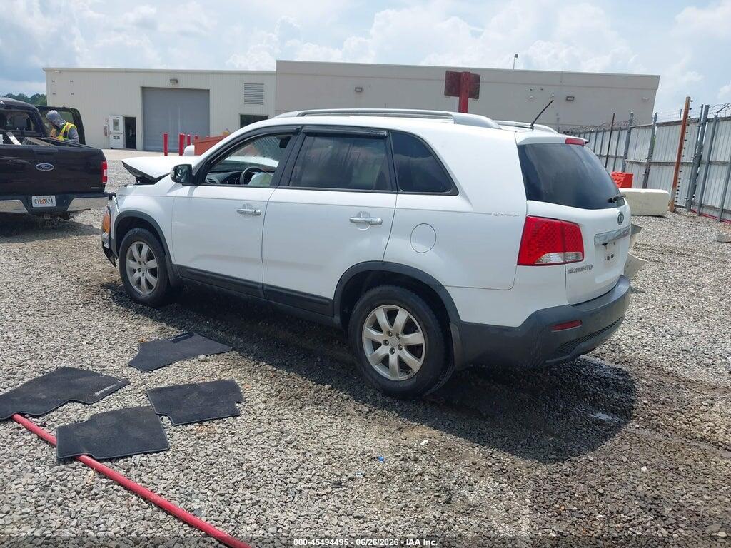 5XYKT3A15BG146819 2011 KIA SORENTO photo no. 3