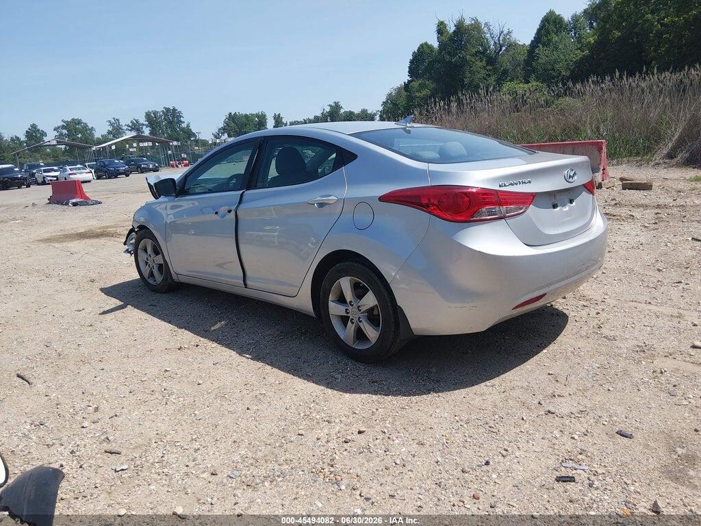 5NPDH4AE6DH292032 2013 HYUNDAI ELANTRA photo no. 3