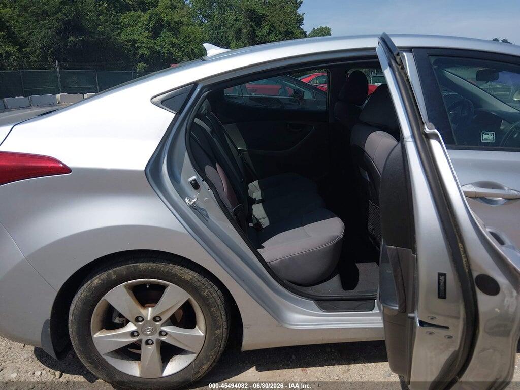 5NPDH4AE6DH292032 2013 HYUNDAI ELANTRA photo no. 8