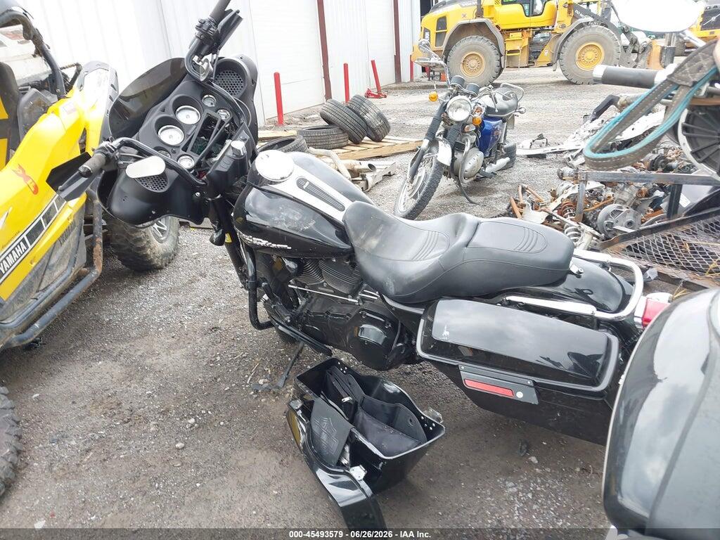 1HD1KB4128Y694246 2008 HARLEY-DAVIDSON FLHX photo no. 3