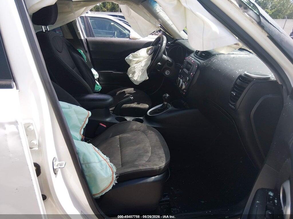 KNDJN2A2XF7209487 2015 KIA SOUL photo no. 5