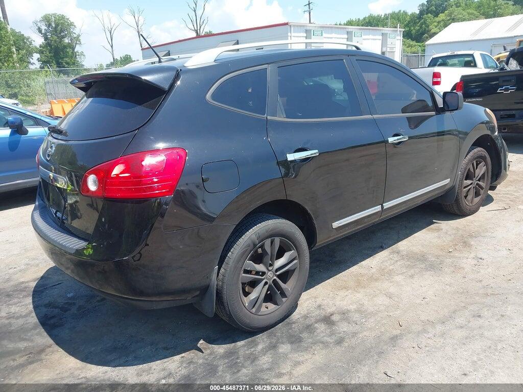 JN8AS5MV4FW766986 2015 NISSAN ROGUE SELECT photo no. 4