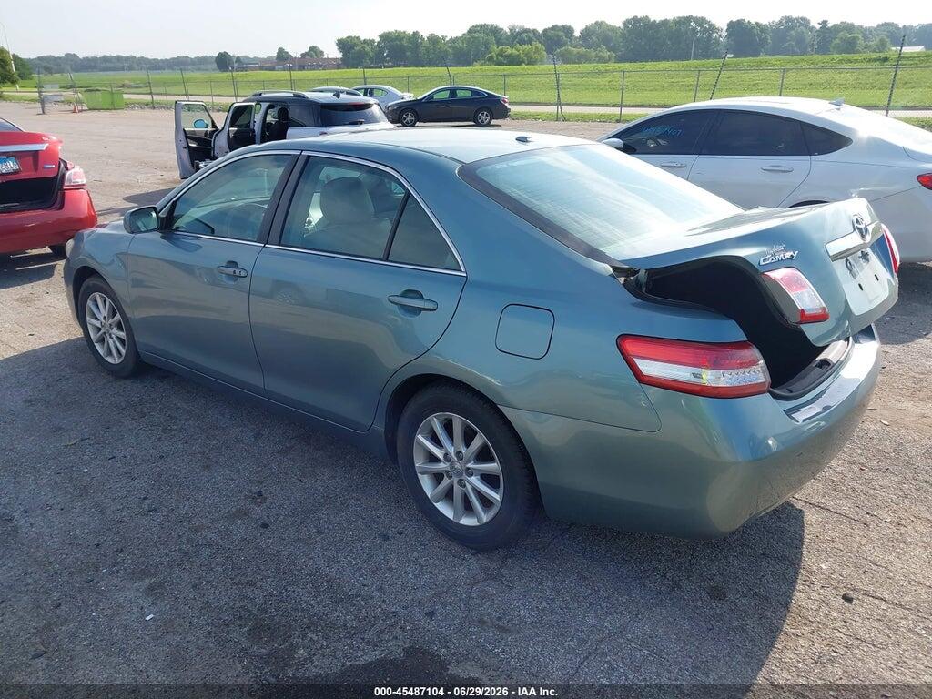 4T1BF3EKXBU709125 2011 TOYOTA CAMRY photo no. 3