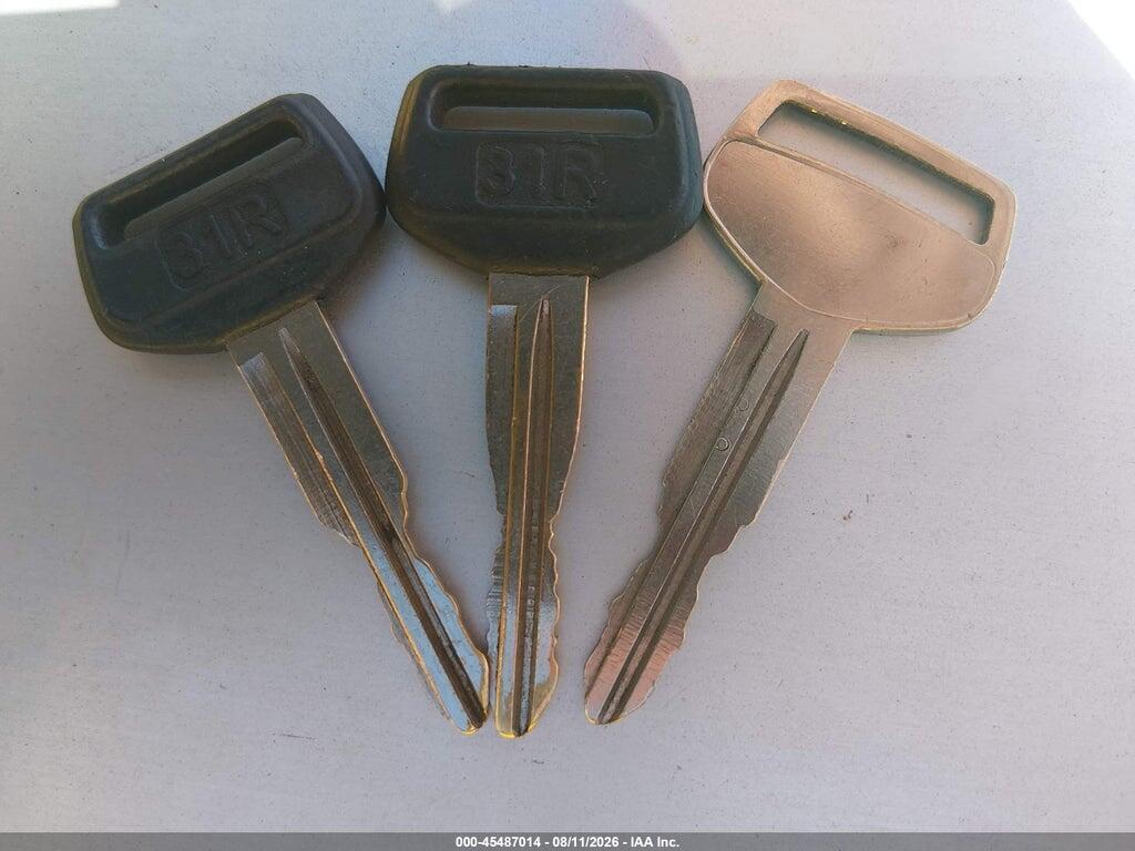 4TARN81A7PZ095656 1993 TOYOTA PICKUP photo no. 11