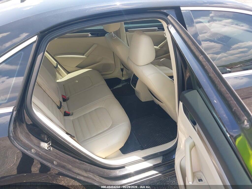 1VWCT7A3XHC029860 2017 VOLKSWAGEN PASSAT photo no. 8