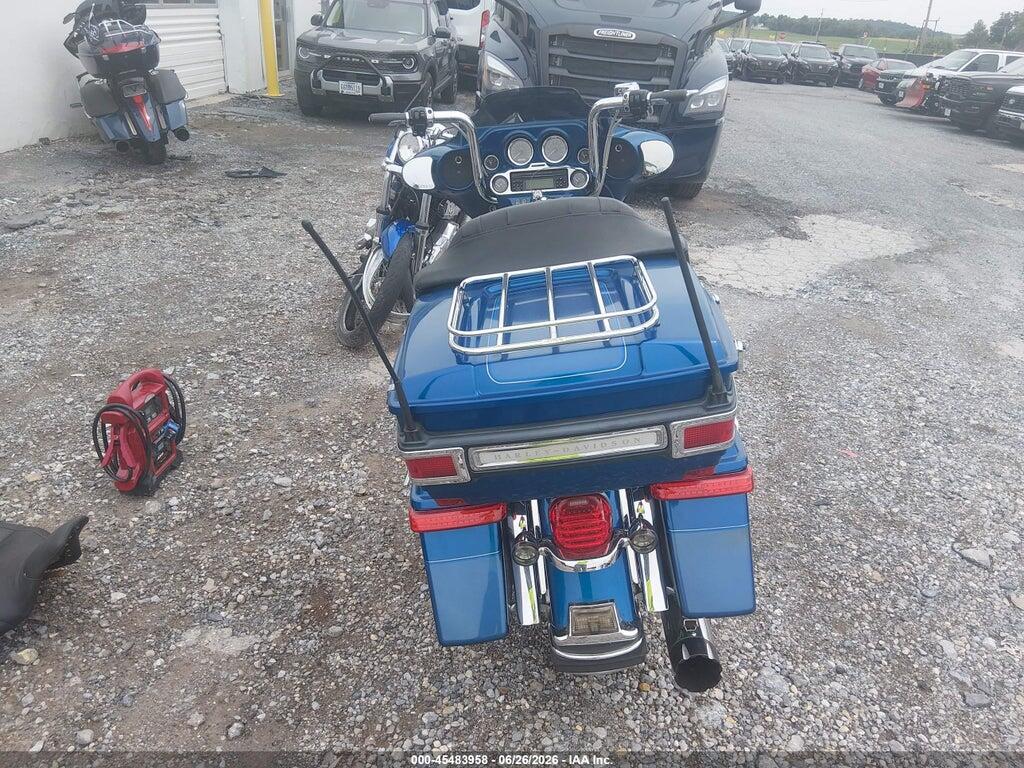 1HD1FCW166Y630411 2006 HARLEY-DAVIDSON FLHTCUI photo no. 6