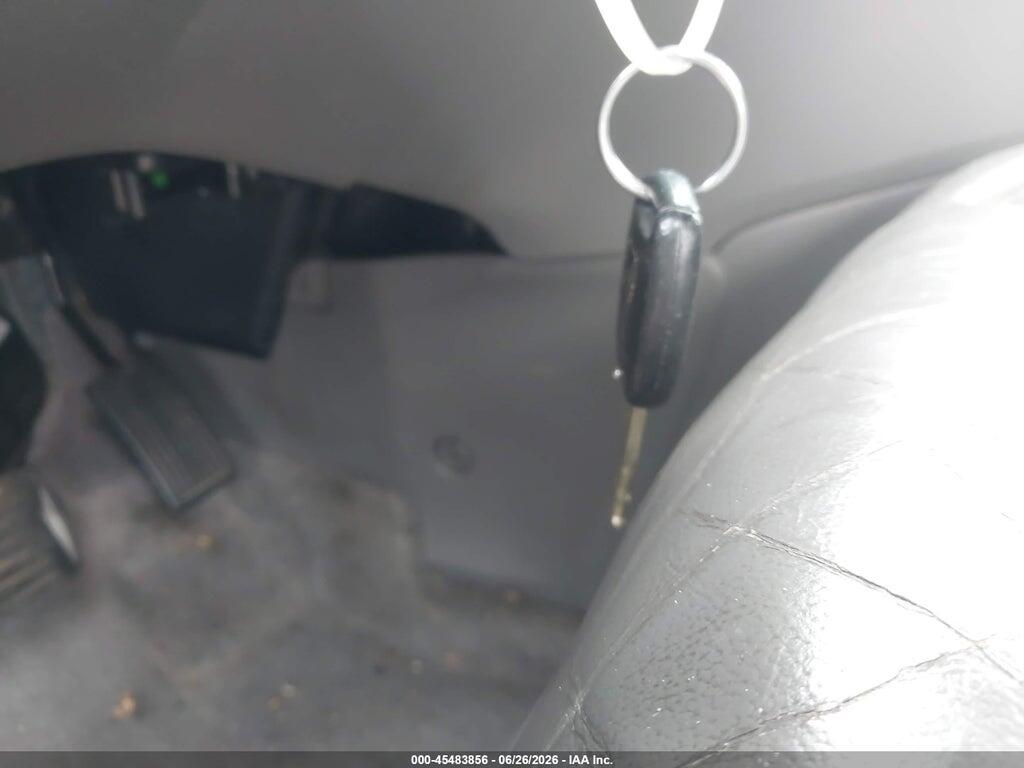 5J6RE3H76AL010697 2010 HONDA CR-V photo no. 11