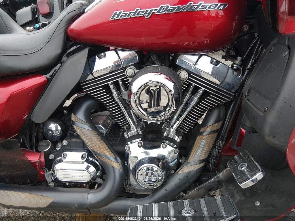 1HD1KGM12CB607776 2012 HARLEY-DAVIDSON FLTRU photo no. 8