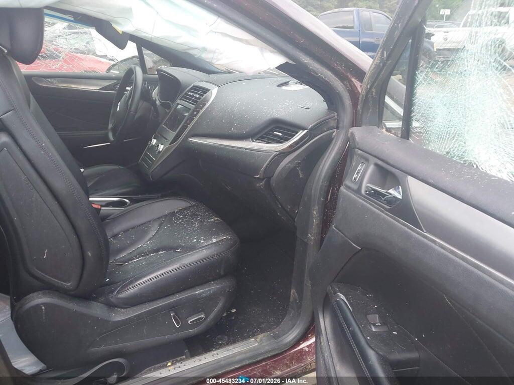 5LMCJ1C91KUL38750 2019 LINCOLN MKC photo no. 5