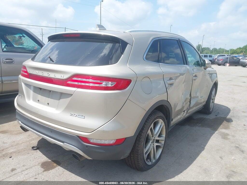 5LMCJ2A95FUJ27422 2015 LINCOLN MKC photo no. 4