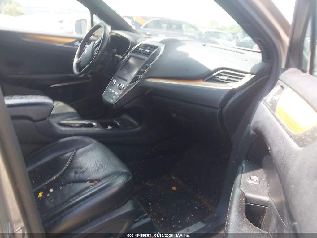 5LMCJ2A95FUJ27422 2015 LINCOLN MKC photo no. 5
