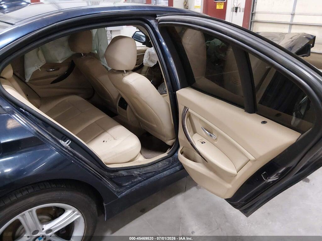 WBA3C3C59EF983758 2014 BMW 320I photo no. 8