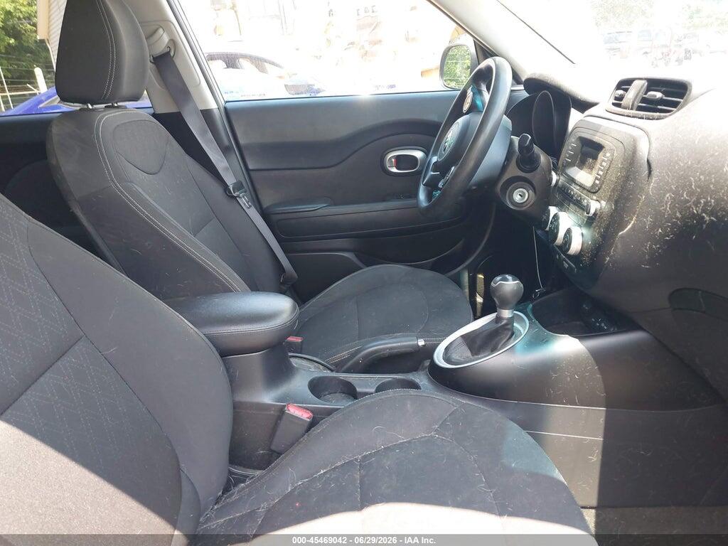 KNDJN2A28E7111122 2014 KIA SOUL photo no. 5
