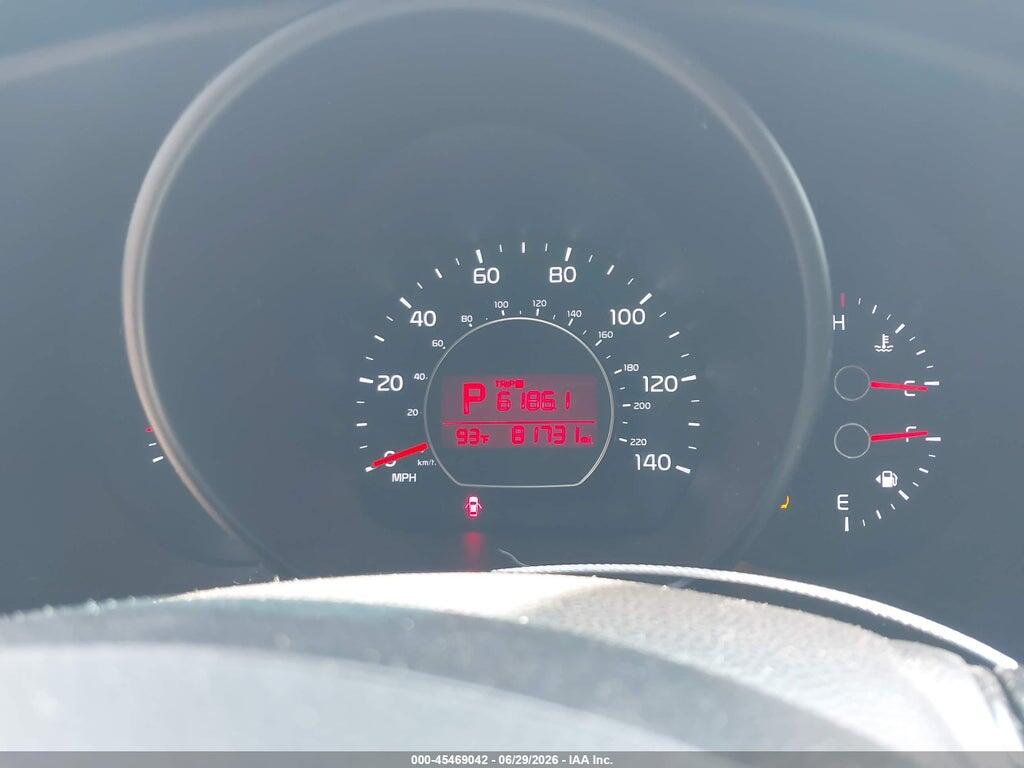 KNDJN2A28E7111122 2014 KIA SOUL photo no. 7