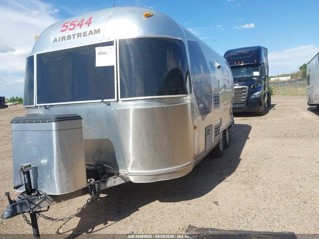 1STBFAF2X6J518868 2006 AIRSTREAM 22 CCD photo no. 2
