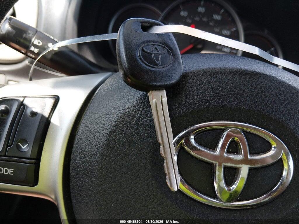 JTDKTUD39CD514650 2012 TOYOTA YARIS photo no. 11