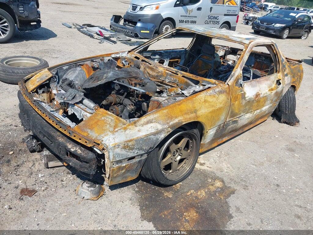 JM1FC3318H0520188 1987 MAZDA RX7 photo no. 2