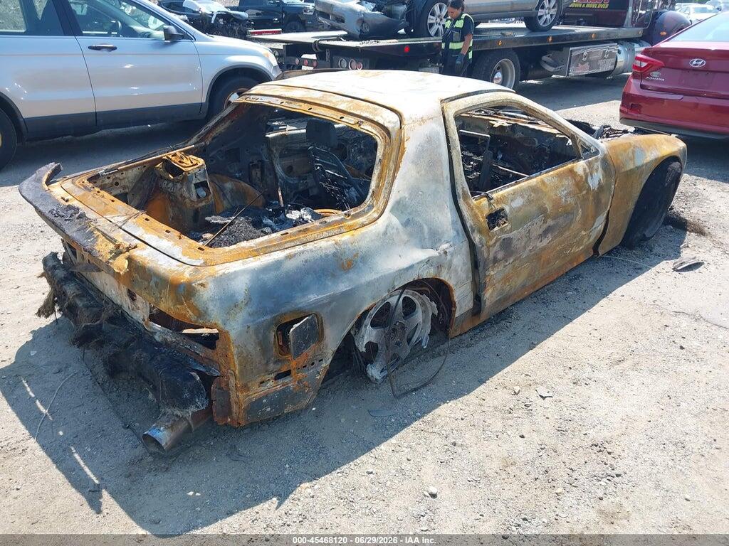 JM1FC3318H0520188 1987 MAZDA RX7 photo no. 4