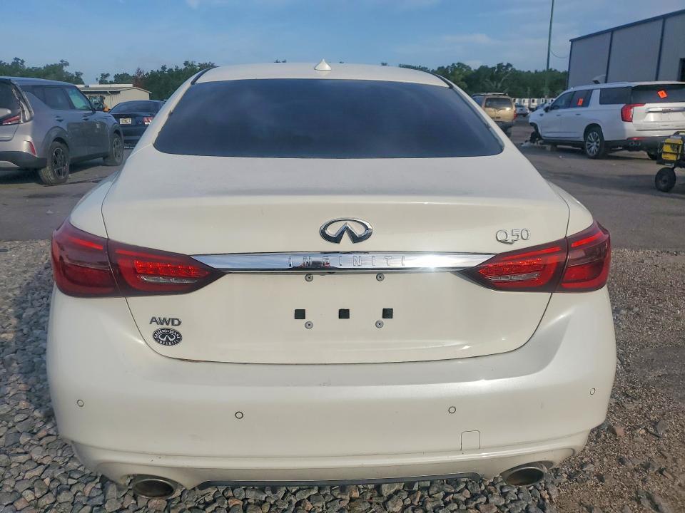 2021 INFINITI Q50 LUXE — Фото 6 из 12