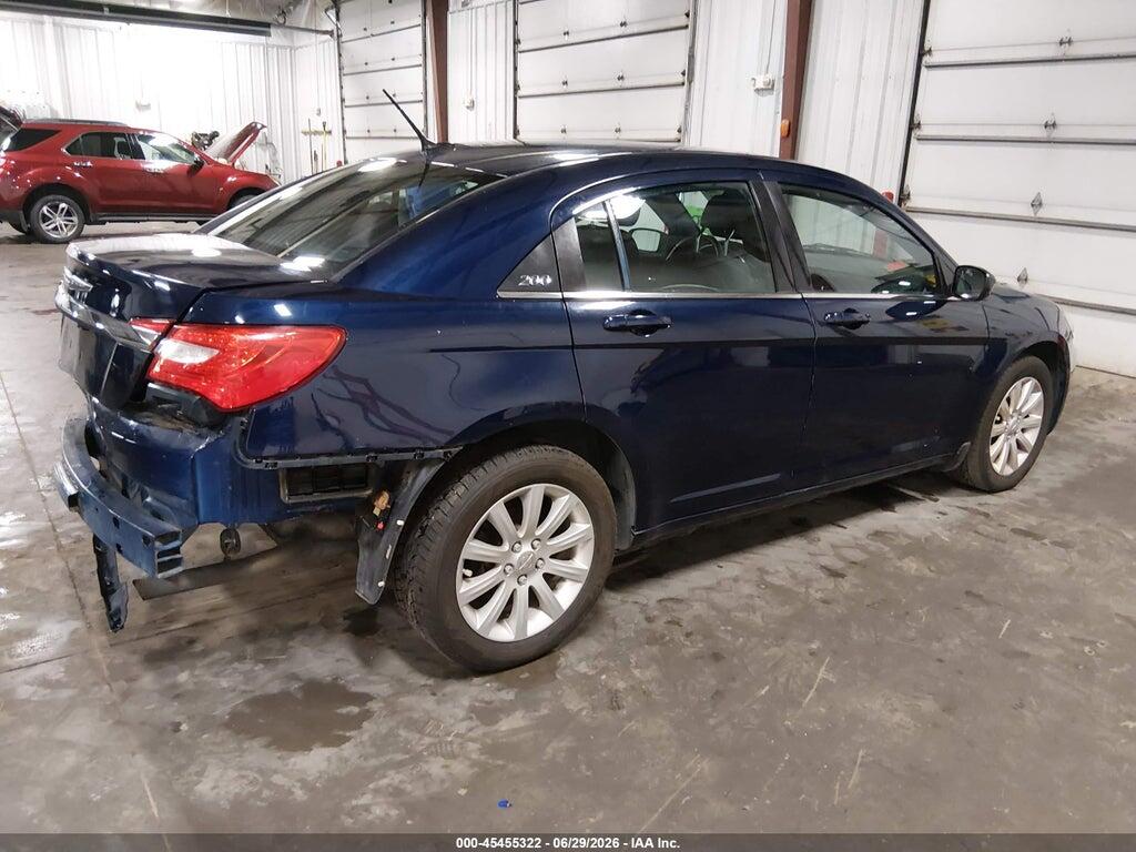 1C3CCBBB9DN585883 2013 CHRYSLER 200 photo no. 4