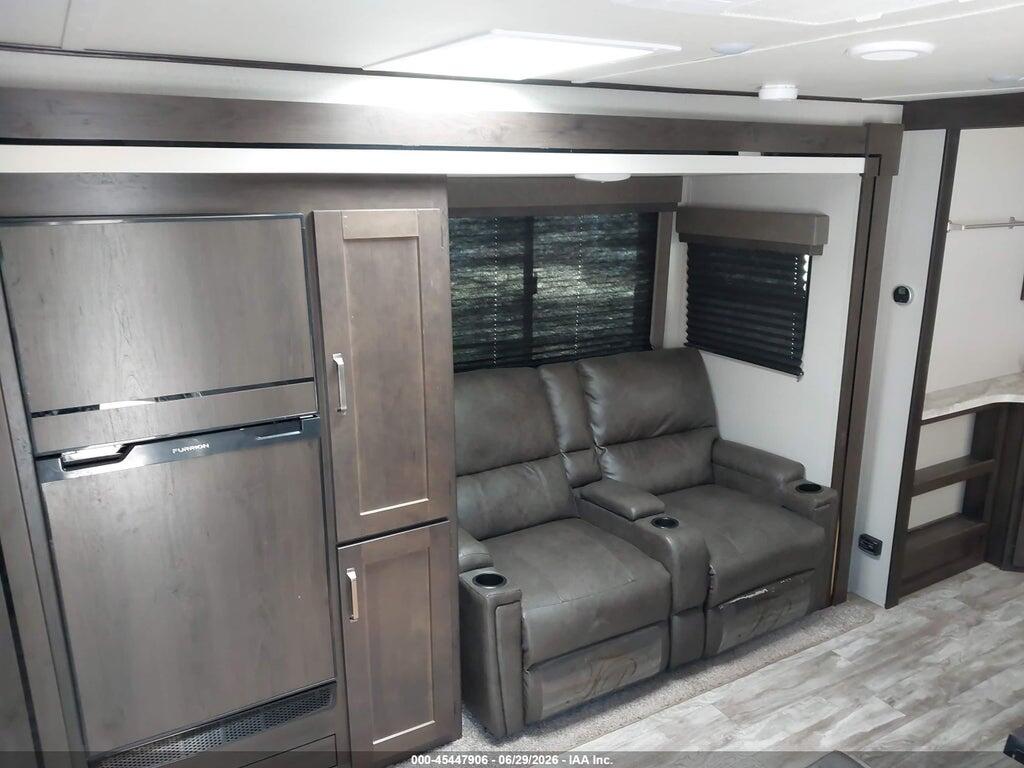573TT2929M8815074 2021 GRAND DESIGN TRANSCEND photo no. 5