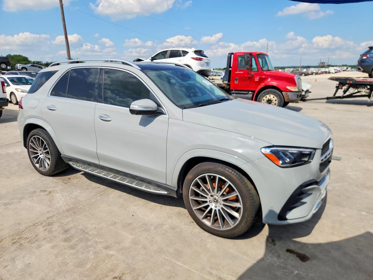 2024 MERCEDES-BENZ GLE 450E 4MATIC — Фото 4 из 12