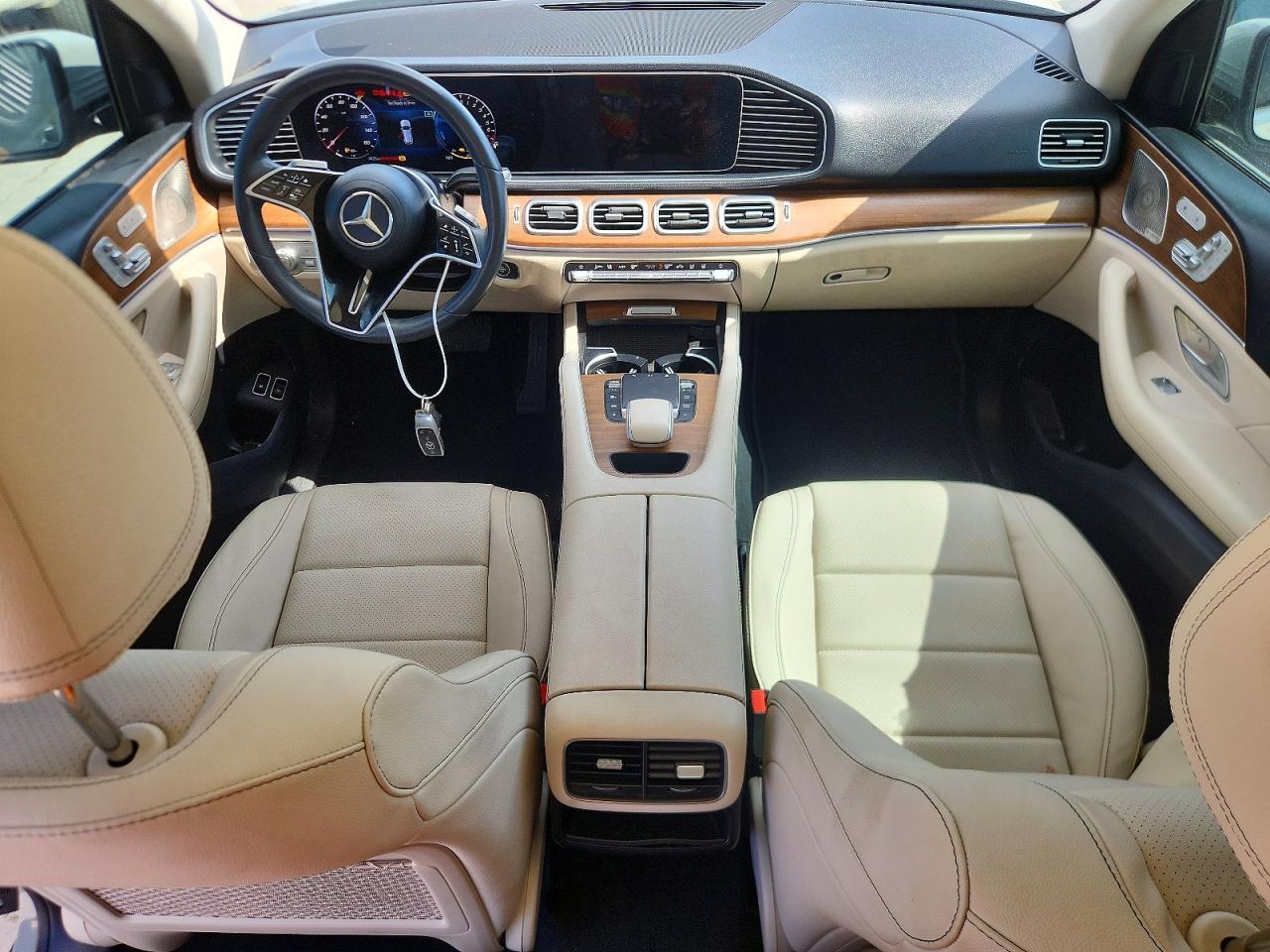 2024 MERCEDES-BENZ GLE 450E 4MATIC — Фото 8 из 12