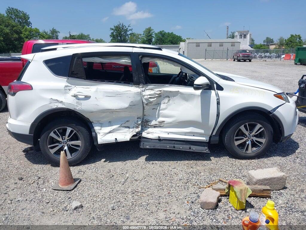 JTMRFREV2JJ719096 2018 TOYOTA RAV4 photo no. 6