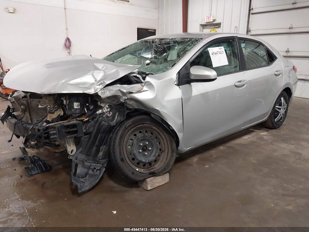 5YFBURHEXJP842563 2018 TOYOTA COROLLA photo no. 2