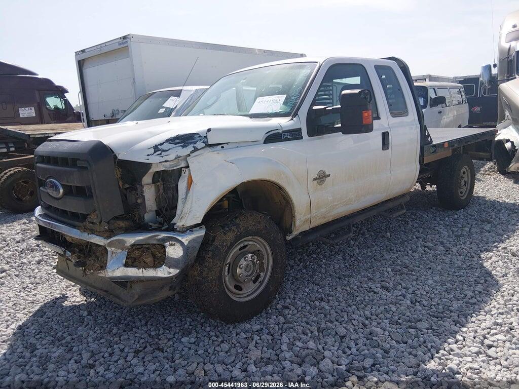 1FT8X3BT8FEC15015 2015 FORD F-350 photo no. 2