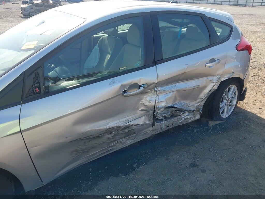 1FADP3K27HL265107 2017 FORD FOCUS photo no. 6