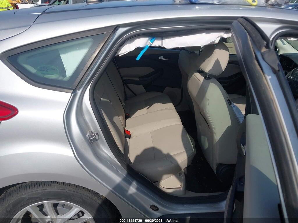 1FADP3K27HL265107 2017 FORD FOCUS photo no. 8