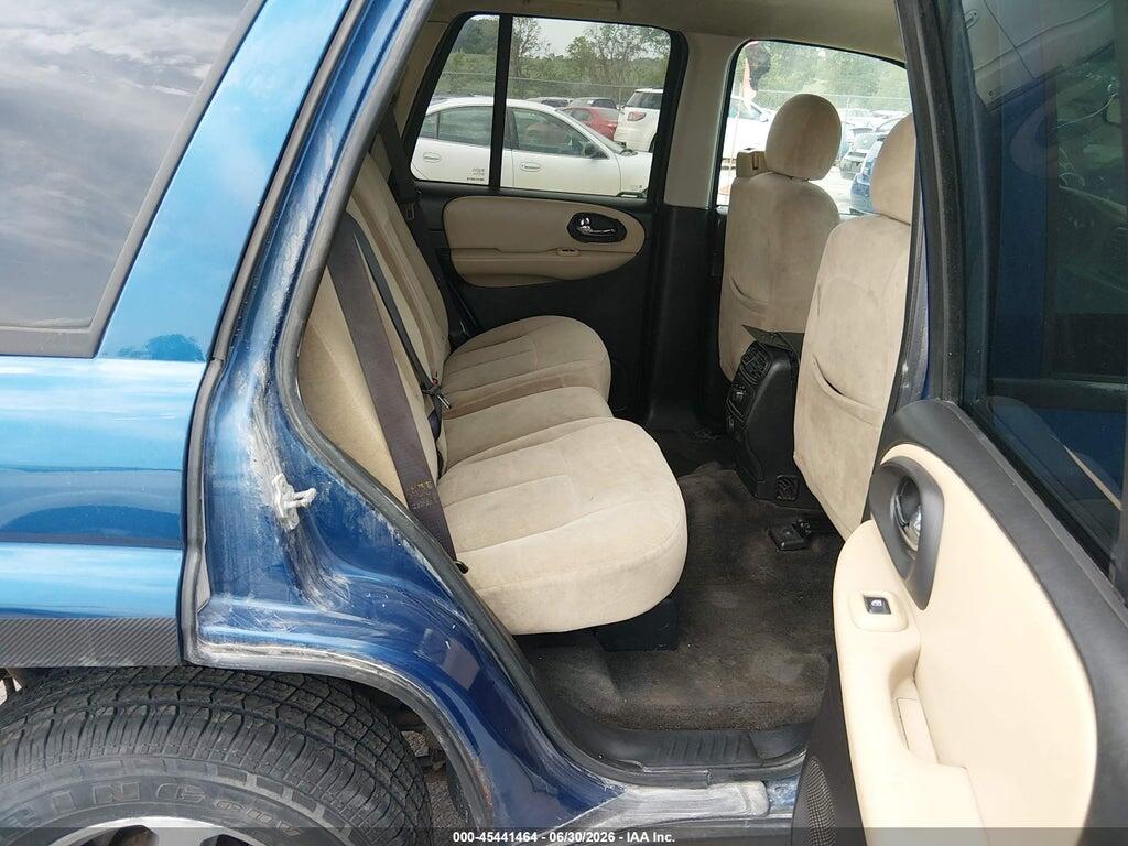 1GNDT13S852237852 2005 CHEVROLET TRAILBLAZER photo no. 8